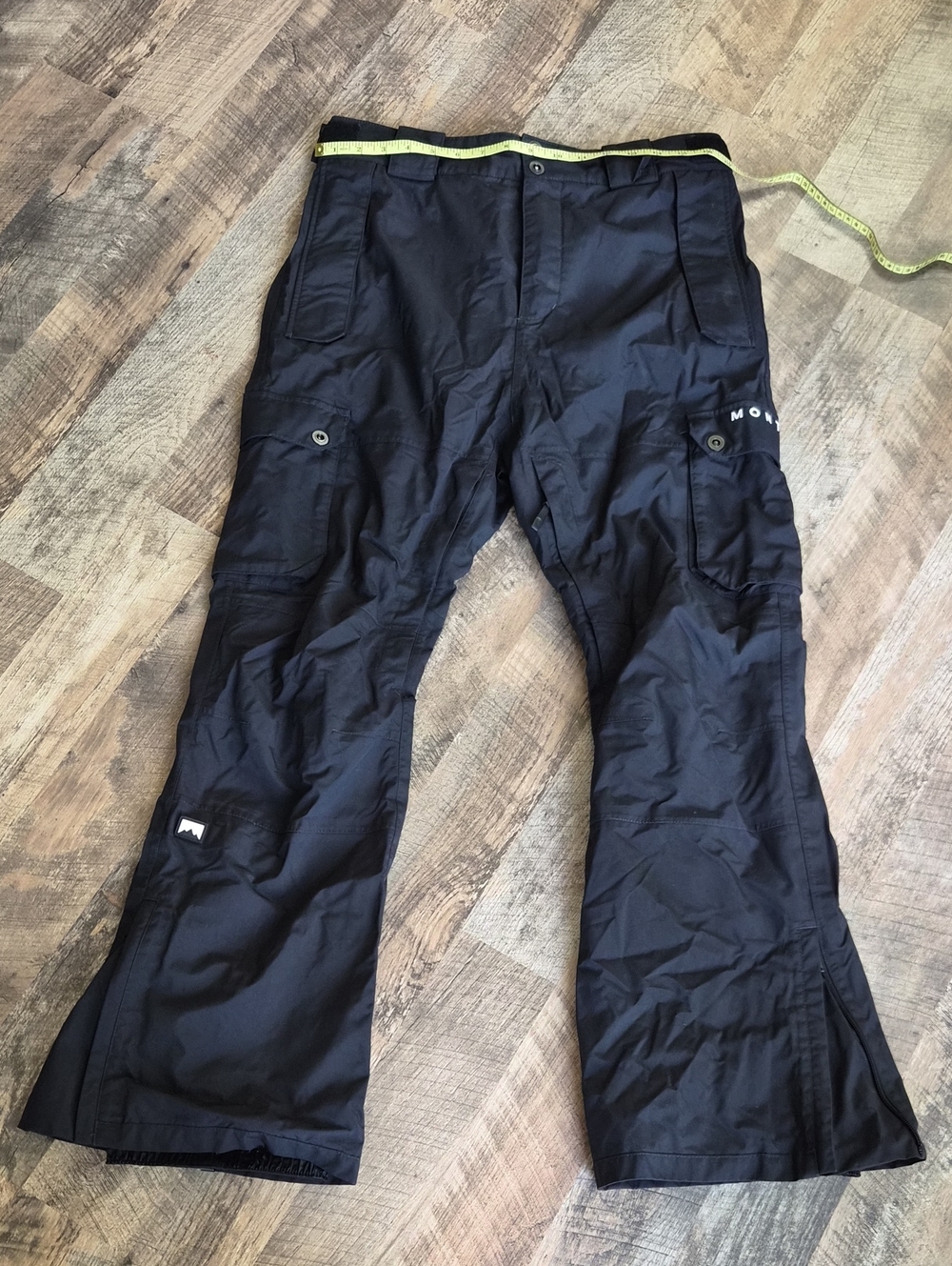 Mont Women’s Black Boot-Cut Snow Pants